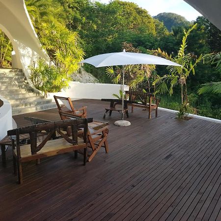 Brown Sugar Lodge Beau Vallon  Exterior photo