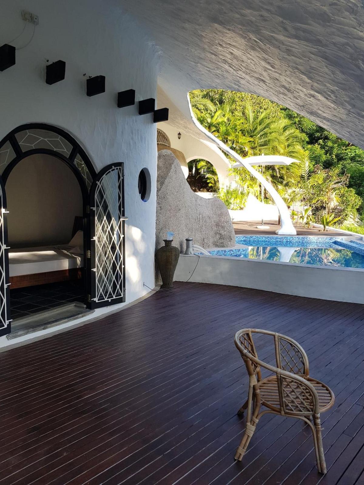 Brown Sugar Lodge Beau Vallon  Exterior photo